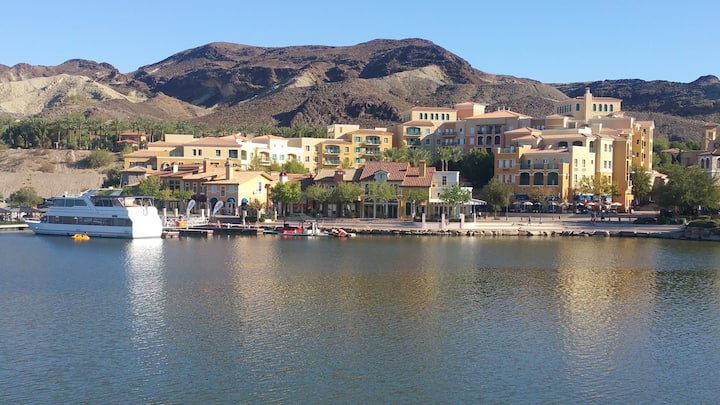 Lake Las Vegas. Great views