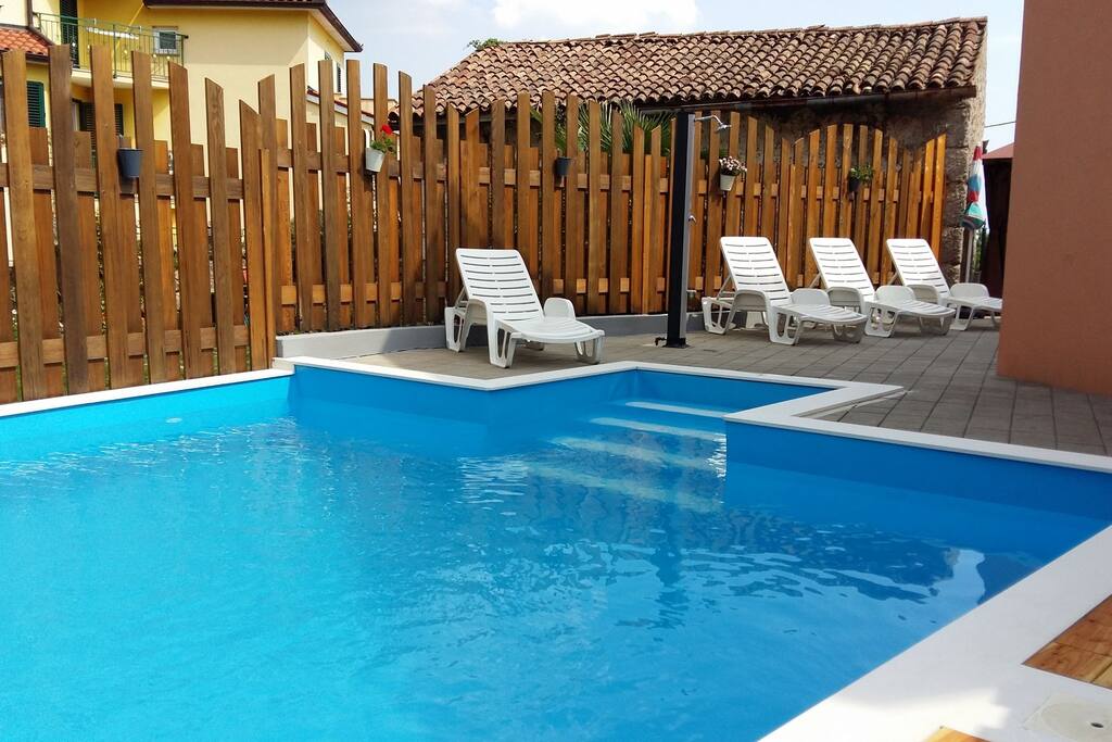 Holiday Home Swimming Pool