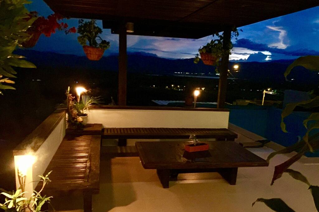 Terraza con vista al valle
