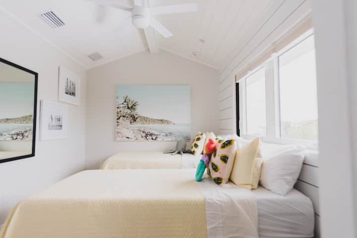 ห้องนอน #3 เตียงคู่ XL