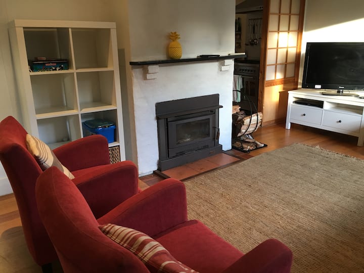 Affordable Beach House For The Budget Traveller - Barwon Heads