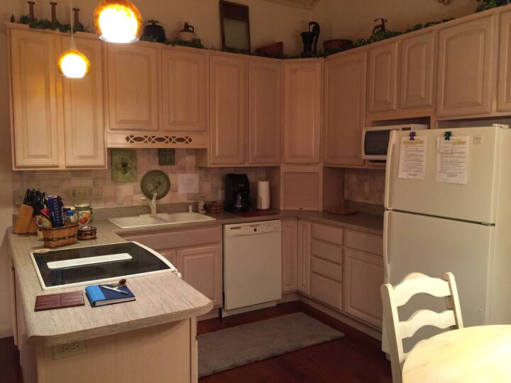 Dobber's Ridge Black Hills Cabin Chalets for Rent in Hot Springs