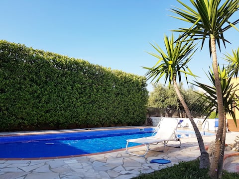 The Garden's Tolù Siracusa