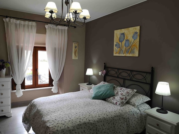 ห้องนอน 135 พร้อมตู้เสื้อผ้า YINFONIER 