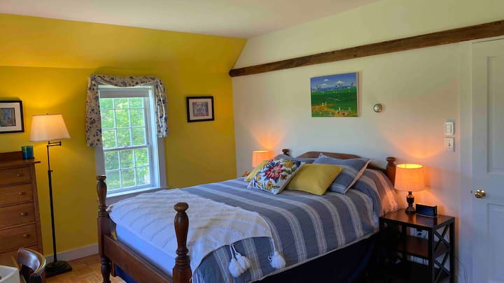 La habitación, arriba 