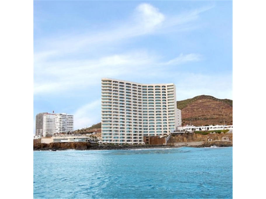 Condo building, the Unit is on
the 9th floor.