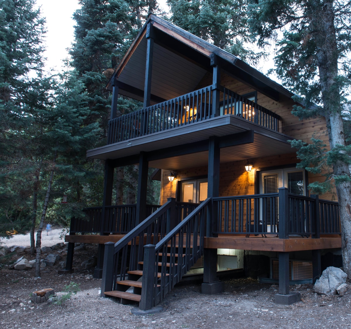 Midway Mountain Cabin