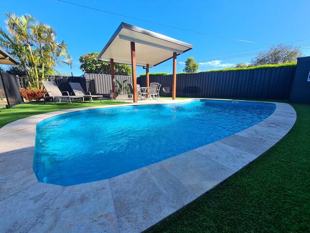 Pandanus House at Moonee Beach