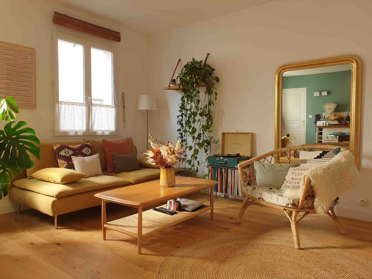 Propriété Airbnb réussie: Charming townhouse close to the center à La Rochelle