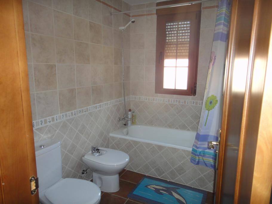 Baño principal con ducha