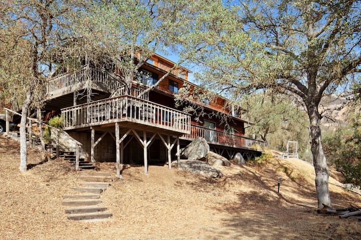 Airbnb Three Rivers Vacation Rentals Places To Stay