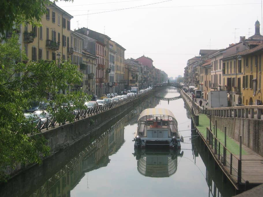 NAVIGLI , only 2 minutes walking from the room