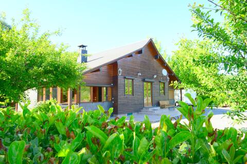 Large wooden house Tournavaux with all comforts