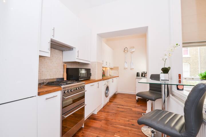 Homely 2 Bedroom Apartment, NW1 gallery image 3