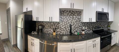 Hill Country Views - 5 Star stay
