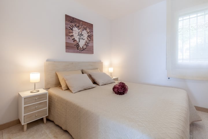 غرفة النوم 1