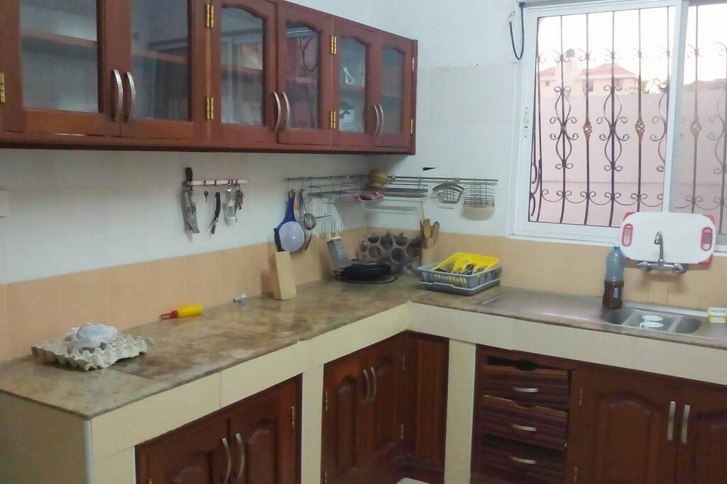 Full Kitchen
