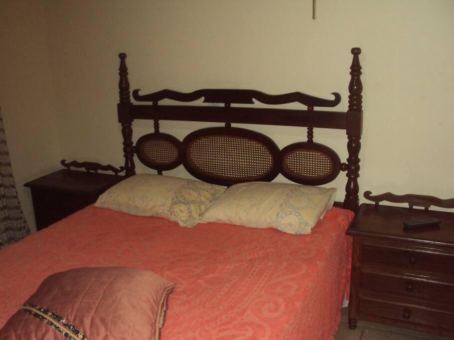 Cama de casal suíte