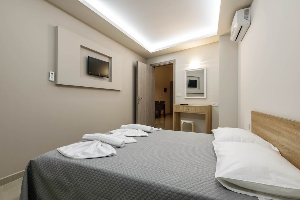 Separate bedroom with 1 double bed and individually controlled air-conditioning