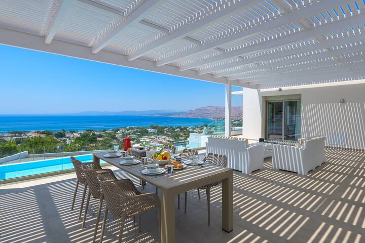 Villa Dione with pool in Pefkos, Lindos area gallery image 2