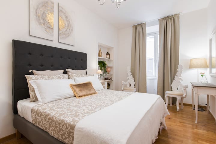 Airbnb Rome Vacation Rentals Places To Stay Lazio