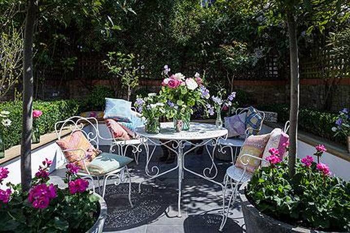 Stylish Family House – Parsons Green Fulham gallery image 4