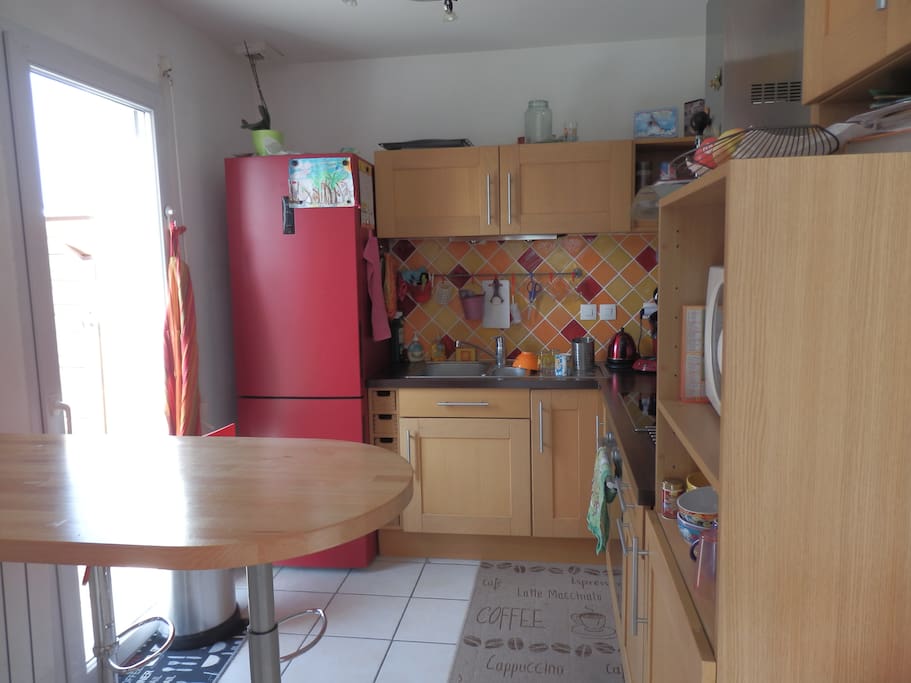 cuisine à partager avec les occupants