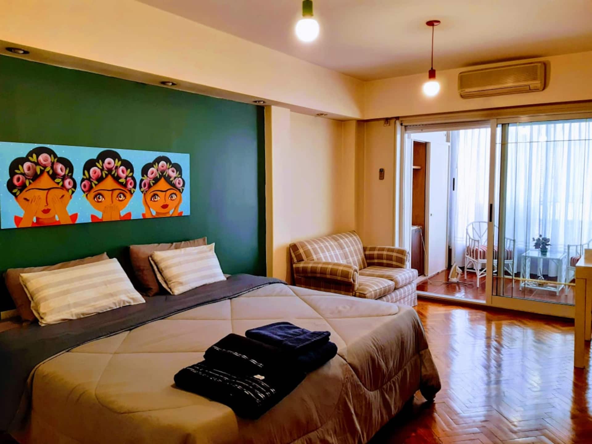 Bright one-bedroom apartment near Plaza San Martín in Retiro