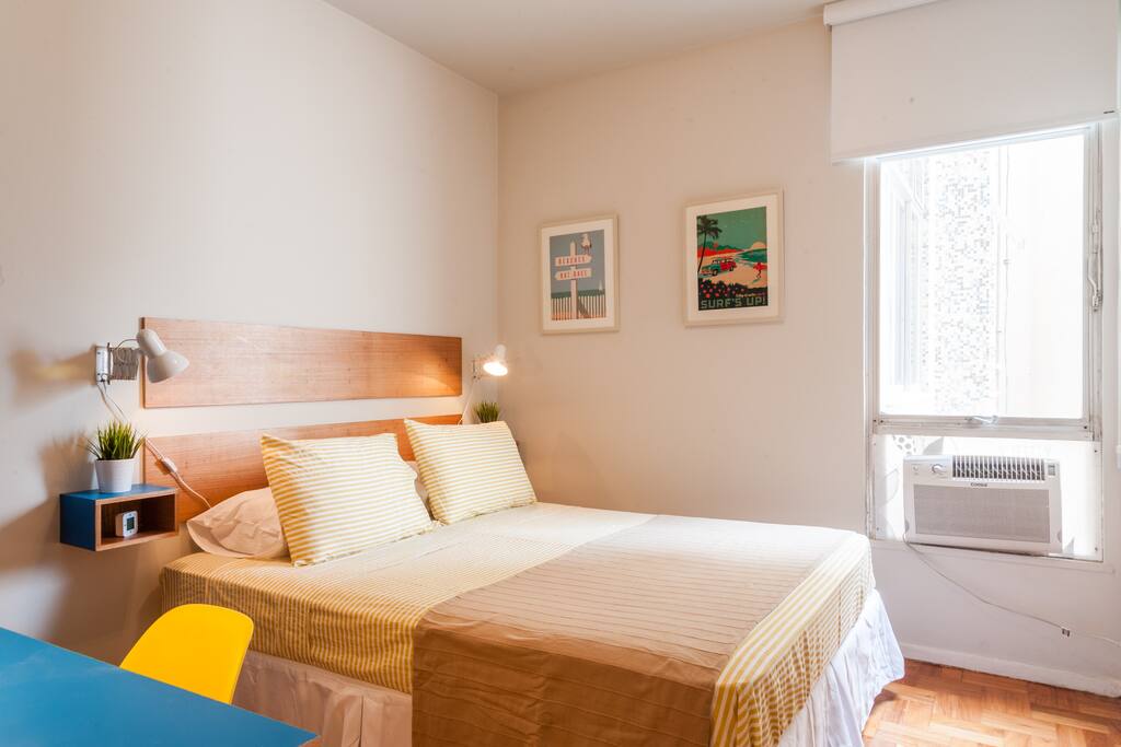 Queen bed, work space