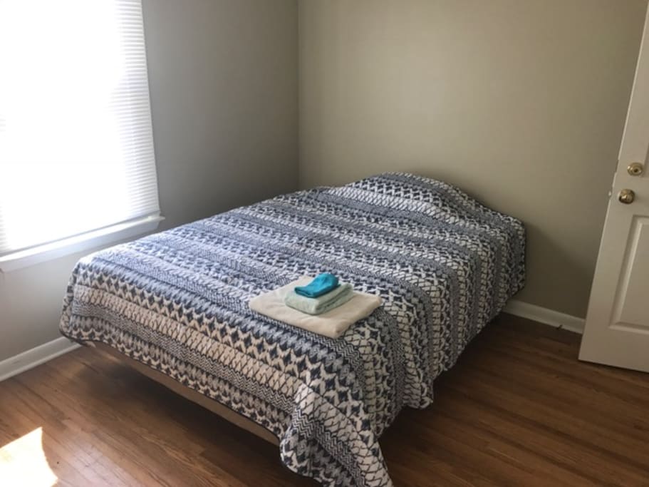Forestview Queen Room #2