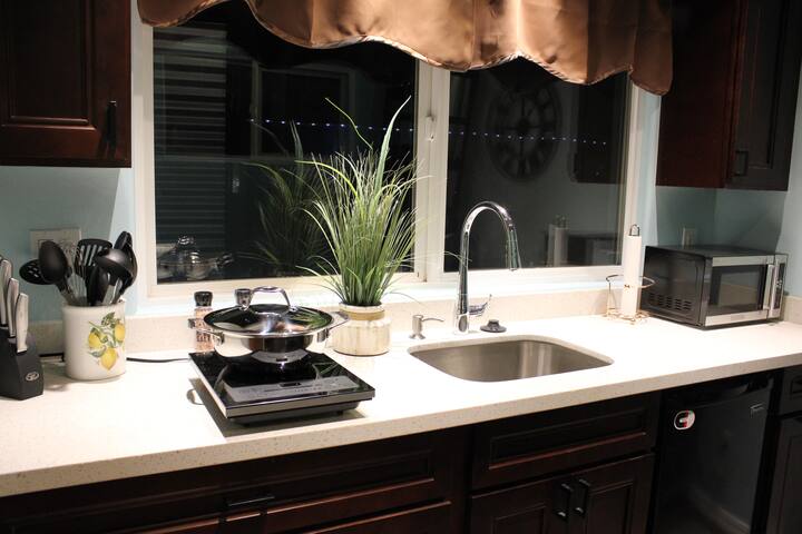 Comfy, Cozy Studio - Perfect place in Lahaina Town