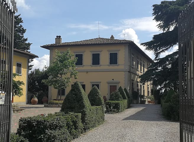 Villa La Piccioncina, on the hill next to Florence