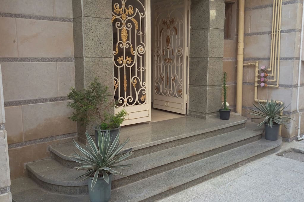 2nd Entrance
