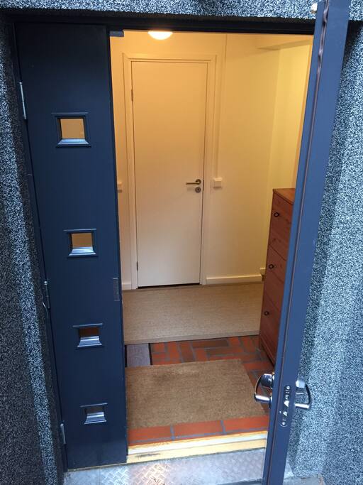 Welcome to spacious entrance hall