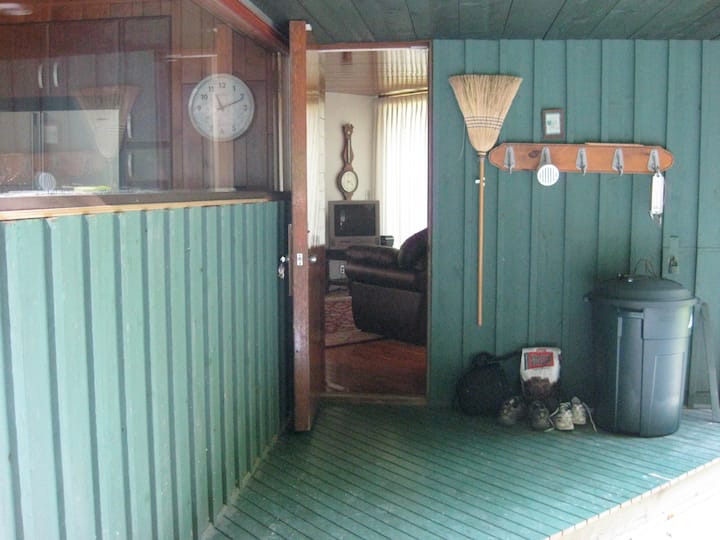 Coleman Creek Lodge, Cook Forest Cabins for Rent in Township