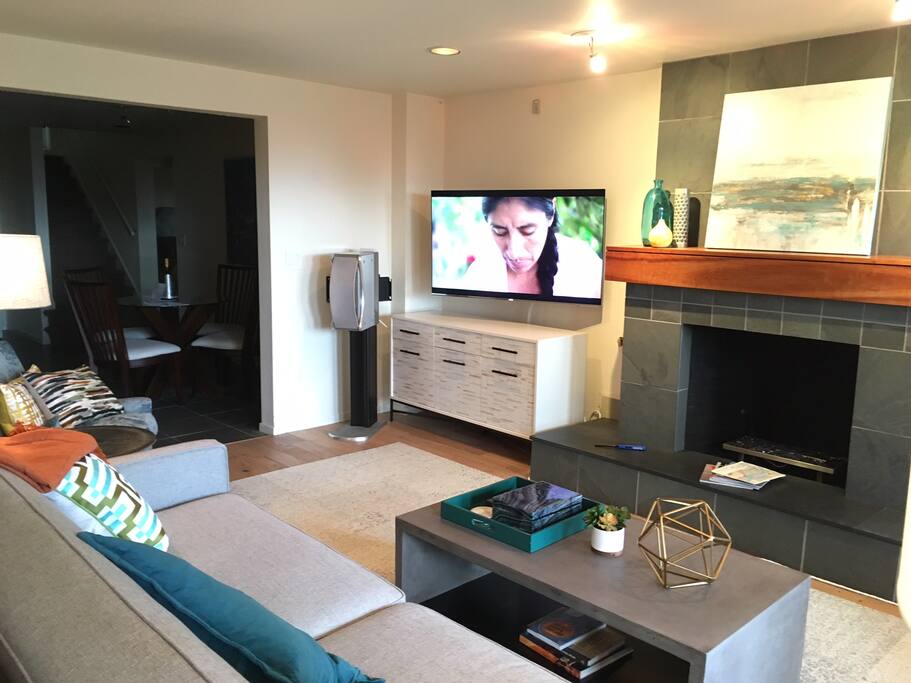 4k Samsung TV, with Cable and Netflix