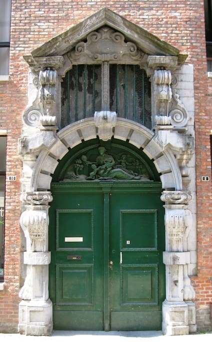 Old entrance "Den Spieghel"