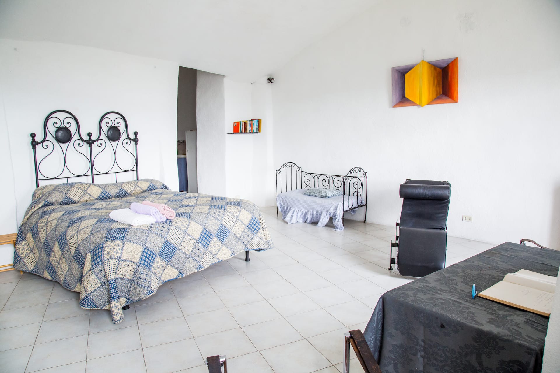 Casa Wilmot Bright Spacious Gallery Apartment