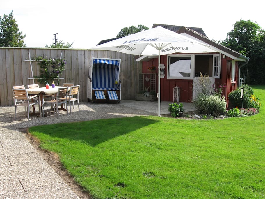 Eure Gästeterrasse in der Gartenanlage