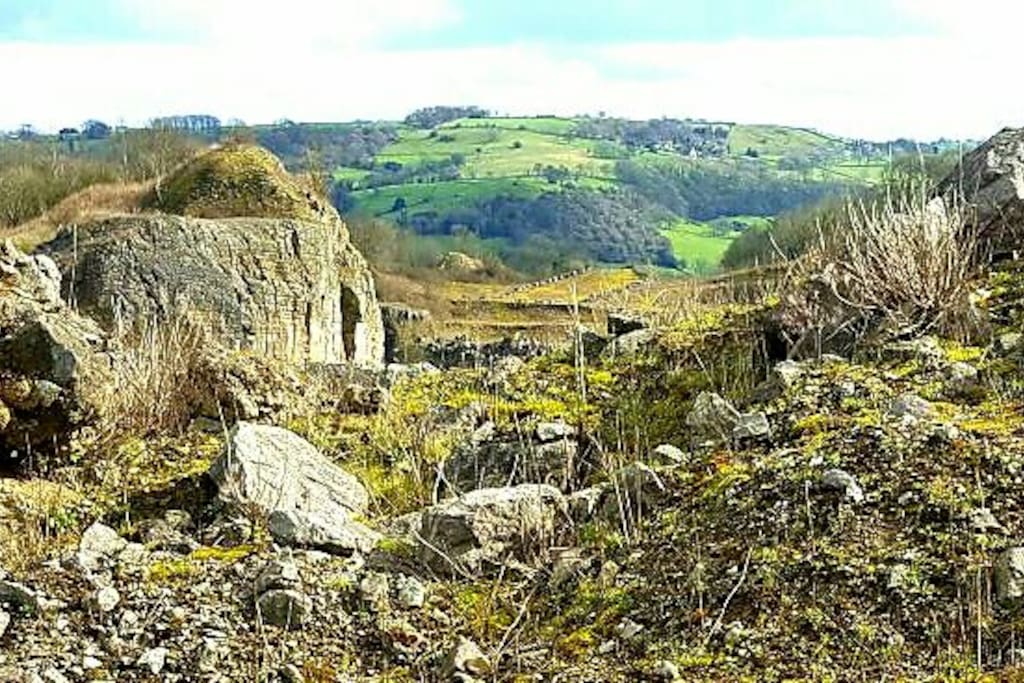 Wirksworth Derbyshire 30 minutes away.