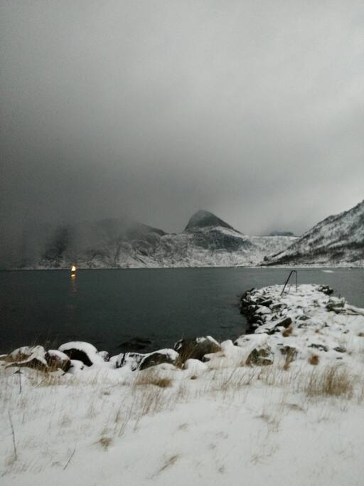 Segla, Mefjorden. Winter.