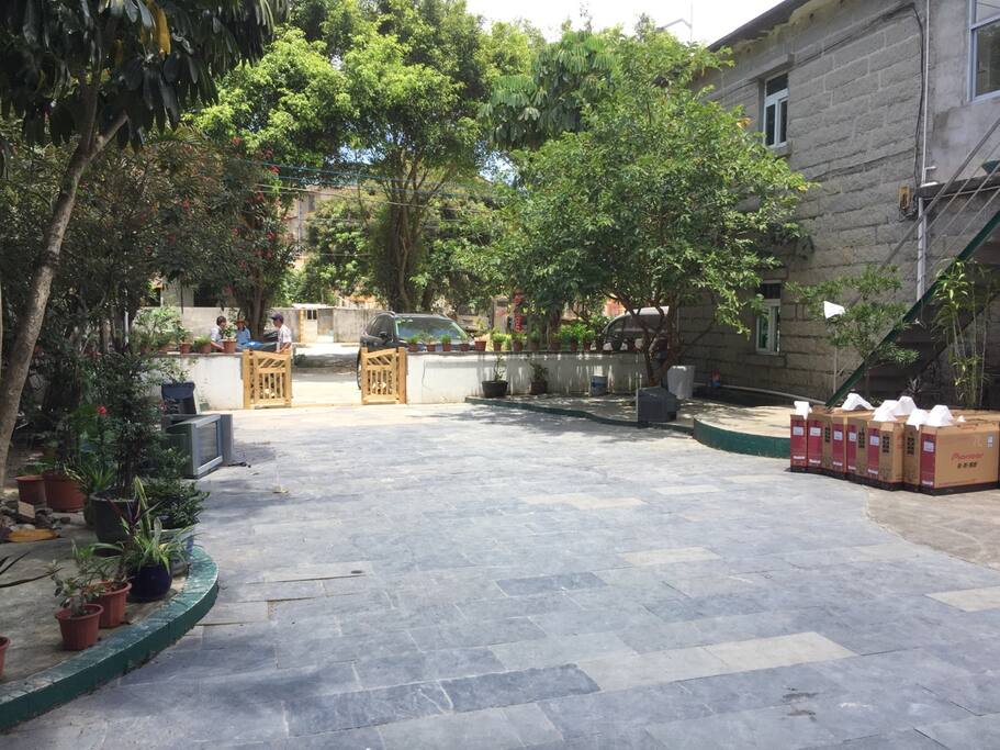 驿站庭院