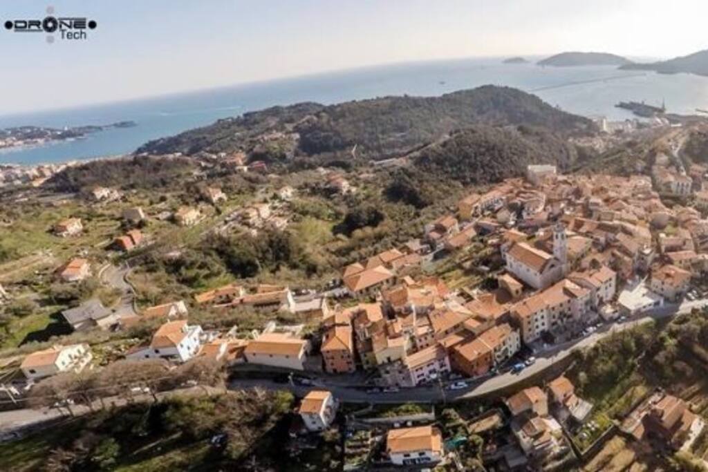 ...nel bel mezzo del golfo dei Poeti.
