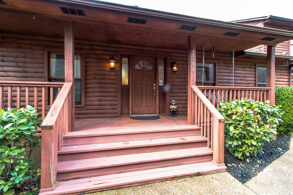 Front porch entrance