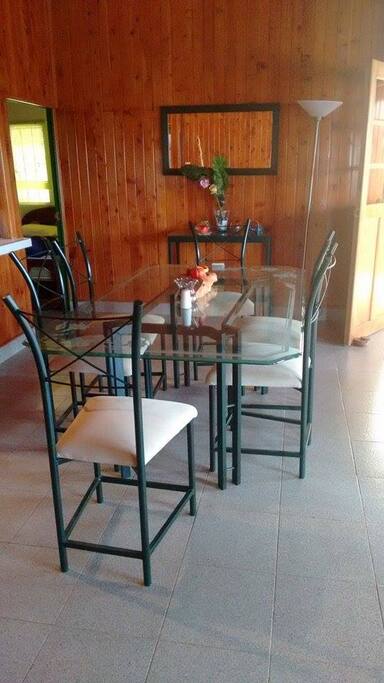 Comedor para que compartas con tu familia o amigos