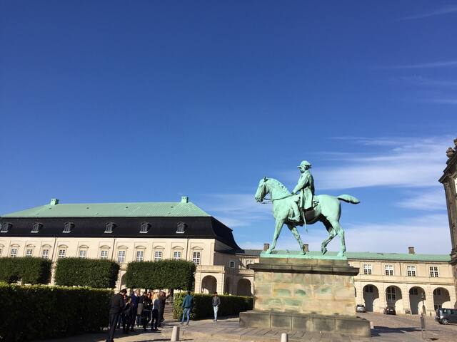 Spacious,Luxury Holiday Home in Historic Center. gallery image 2