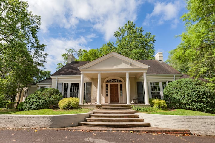 4m 9 000ft Belle Meade Estate W Pool Houses For Rent In Nashville Tennessee United States