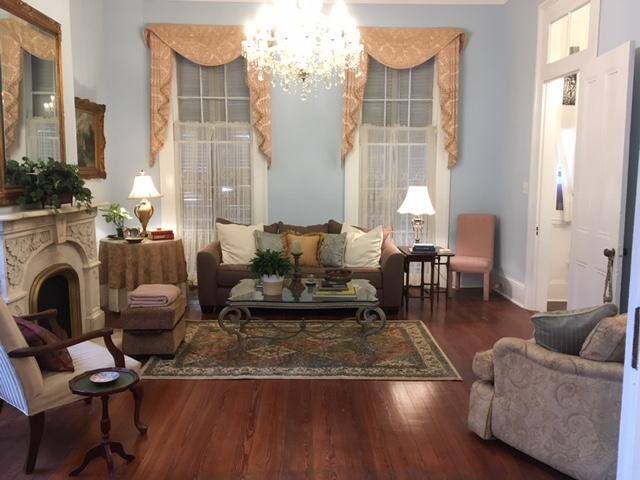 1868 Grand Mansion next to Garden District gallery image 4