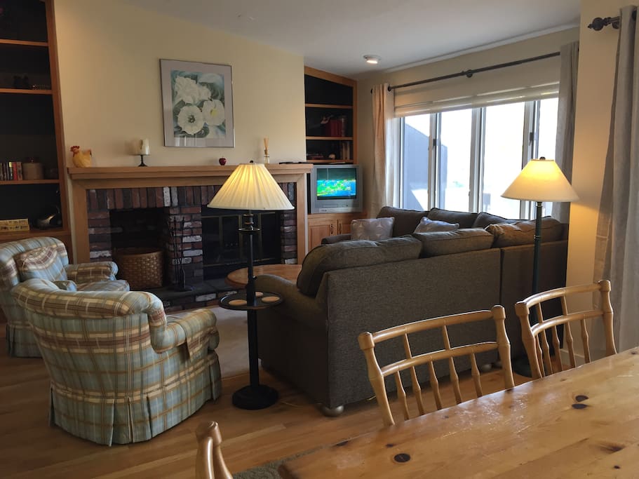 Living Room with view over the valley