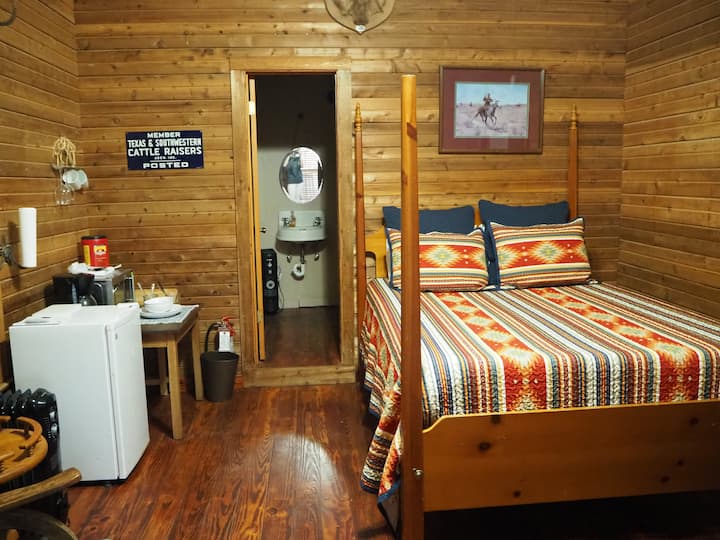 Bunkhouse ~ Charming Rustic Space